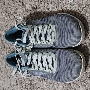 Reebok Nanos Gray Green size 8